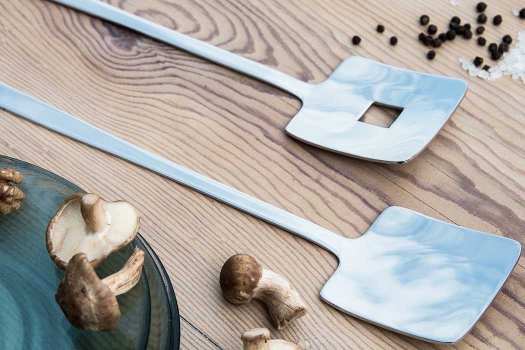 
                  
                    Deco Salad Servers
                  
                